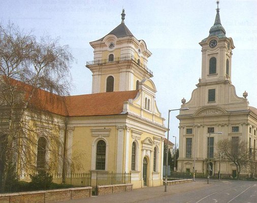 Bkscsaba que es mencionada tambin como la puerta del este del pas, se ubica en el centro del Valle Krs. Es el centro cultural, econmico y de educacin de la provincia Bks.