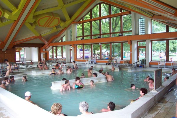 Mezkvesd results interesting and attractive for tourists not only because of its folk art. The Zsry Spa is one of the best known thermal baths of Hungary.