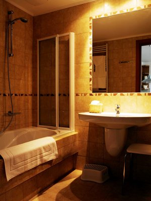 Alba Villa is located on the northern side of Lake Balaton in the resort Balatonf�red, which is the best known historical bathing town of the lake and has favourable climate by its geographical position.