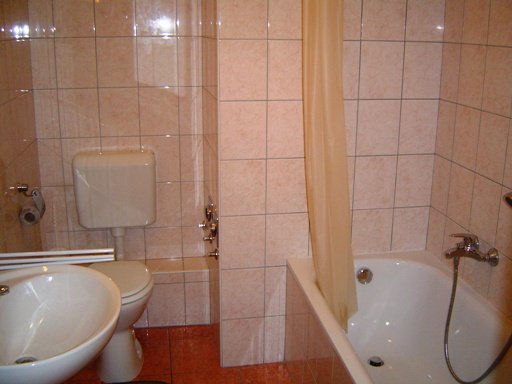 Fully equipped, new studios, one-, and two-room-apartments for 1-5 persons. There is 0-24 reception service, garage, in the new building, which is located only 50 metres from the Raday, and 150 metres from the Vaci pedestrian steet.