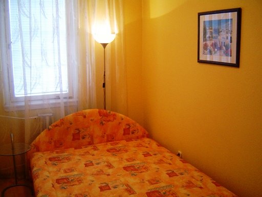 Fully equipped, new studios, one-, and two-room-apartments for 1-5 persons. There is 0-24 reception service, garage, in the new building, which is located only 50 metres from the Raday, and 150 metres from the Vaci pedestrian steet.