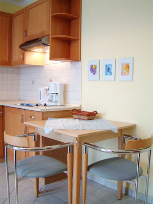 The Anett's Villa is situated in one of H�v�z's most flowery and wonderful streets, in a peaceful, natural environment, yet not far from the lake and the town centre.