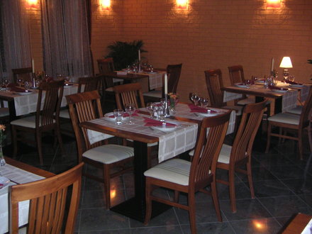 The Pension Aqua is situated in Budakeszi (next to Budapest), 7 kms far from Moszkva Square, downtown Budapest. The air is so clean here that the region is called 