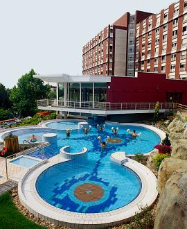 Our hotel is located close to the thermal lake of H�v�z (300 m). It's open all year round and waiting for you with high quality services. The hotel offers - in addition to the traditional health preservation cures - also different fitness, wellness and beauty packages.
