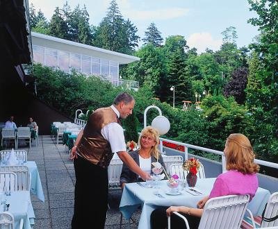 Our hotel is located close to the thermal lake of H�v�z (300 m). It's open all year round and waiting for you with high quality services. The hotel offers - in addition to the traditional health preservation cures - also different fitness, wellness and beauty packages.