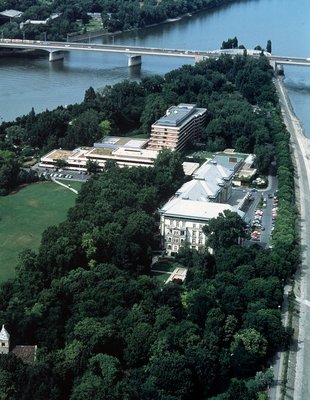 Danubius Grand Hotel Margitsziget was built in 1873 and fully restores in 1987 and in 2000 to traditional style and standards with modern equipment. Ramada.