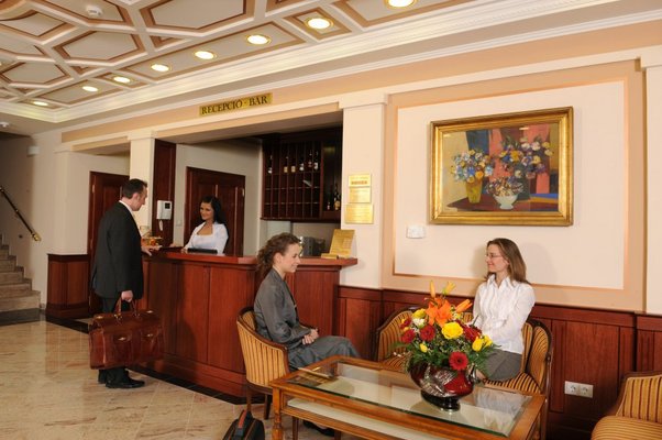 The famous wine of Eger and the valley of culture attract people during the whole year who would like to enjoy the comfort of a four-star hotel, the traditional European hospitality and the personal service during their vacation or business trip.