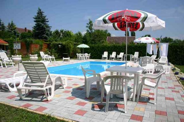 Pension Lorelei is located in Gyenesdias, at the northern shore of Lake Balaton, at the south-west foot of Keszthely Mountains. The main industry of Gyenesdias is the tourism.