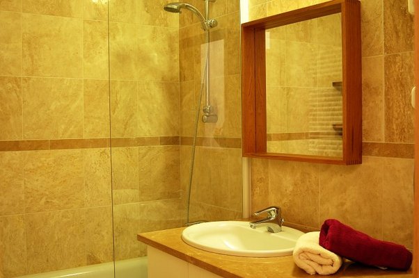 The flats of the Paradise Apartments are located in the center of Budapest, only about eight minutes walk from the main tourist area of Budapest. Most of the clubs shops and coffee houses are in walking distance.