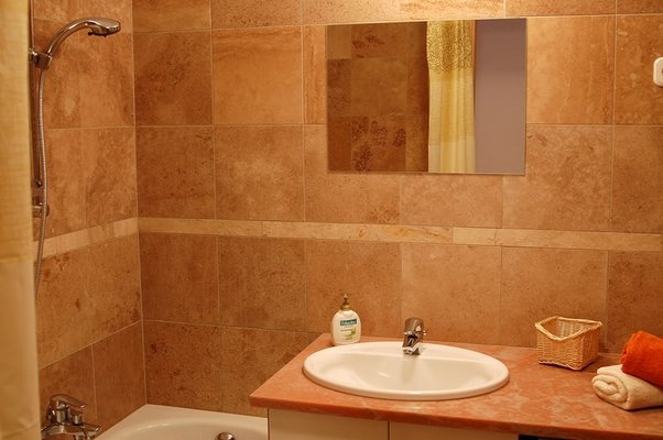 The flats of the Paradise Apartments are located in the center of Budapest, only about eight minutes walk from the main tourist area of Budapest. Most of the clubs shops and coffee houses are in walking distance.