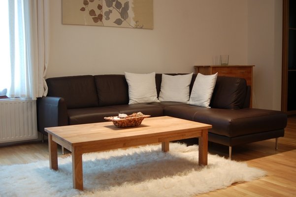 The flats of the Paradise Apartments are located in the center of Budapest, only about eight minutes walk from the main tourist area of Budapest. Most of the clubs shops and coffee houses are in walking distance.