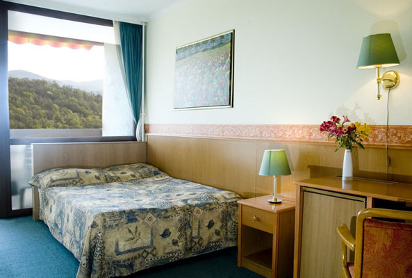 Hotel Silvanus is one of the most beautifully situated hotels in the Danube Bend, with a calm, friendly surrounding, sitting atop the 352 metre (1,150 foot) high Fekete-hegy (Black Mountain), built next to King M�ty�s' Fellegv�r (Citadel).
