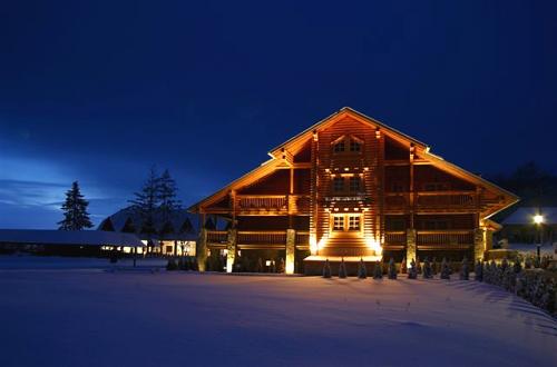 You are awaited in the Szent Orbn Forest Wellness Hotel in Nagyrtspuszta located in one of Hungaries most beautiful surroundings in the Brzsny Hills in the middle of the National Park.