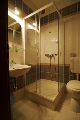 The Villa Rosa Pension is located is one of the most beautiful areas of Budapest, 10 km far from the downtown, surrounded by the Buda hills.
